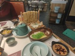 -洪氏嗨捞·猪肚鸡火锅(阳光天地店)