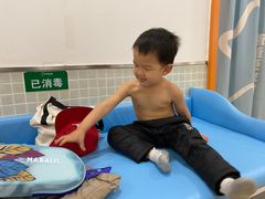 -蓝旗亲子游泳(范湖万达广场店)