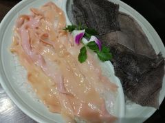 -红九格老火锅(三峡广场店)