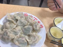 -乡府肉丁水饺(环山路店)