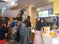 等位区-麦当劳(临顿路店)