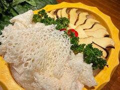 -慢丽江·云南野生菌土鸡锅(西山店)