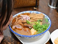 -叶新小吃店(来凤小区总店)