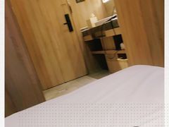 -长沙省政府地铁站亚朵酒店