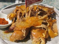 -头上红煨盐鸡乡村食府