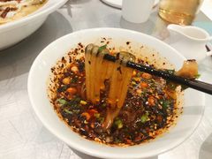 -姚姚酸菜鱼·金戈戈香港豉油鸡(喜荟城联名店)