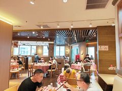 大堂-西贝莜面村(上海百联西郊店)