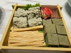 -东海怡品海鲜豆捞(常熟天虹店)