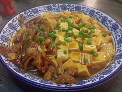 豆腐烧虎刺鱼-阿凡海鲜(甬港北路店)