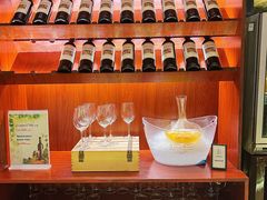 -广州万富希尔顿酒店·感趣自助餐厅·金秋蟹宴生蚝海鲜刺身烧烤