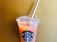 冰摇桃桃乌龙茶-星巴克臻选(济南恒隆店)