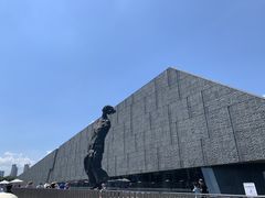 -侵华日军南京大屠杀遇难同胞纪念馆-停车场