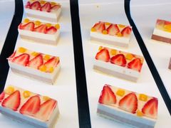 草莓水果啫喱蛋糕-解放碑威斯汀酒店-知味国际美食餐厅