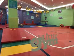 -小小运动馆(浦江店)