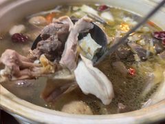-口袋鸭砂煲火锅(解放路店)