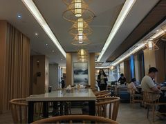 -长沙省政府地铁站亚朵酒店