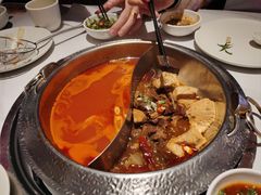 -左庭右院鲜牛肉火锅(环球港店)