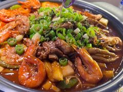-徐记小怪兽肉蟹煲店(哈西万达金街店)