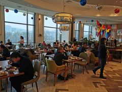 大堂-济南香格里拉·咖啡泉自助餐厅