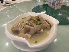 -万山楼海鲜酒家·二十三年老字号