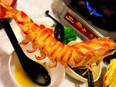 花竹虾-鲜入围煮花胶鸡海鲜火锅