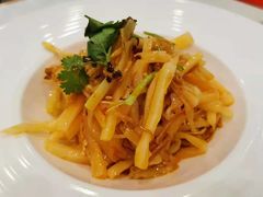 椒香竹笋-客临百思德·东北特色馆(龙湖时代天街店)