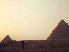 -吉萨金字塔群