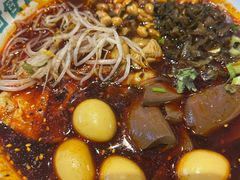 招牌血旺肥肠粉-甘食记·成都肥肠粉(南宁万象城店)