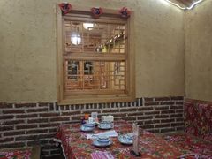 -闯关东东北农家菜(崂山石老人店)