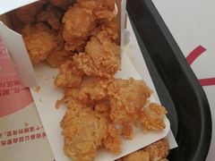 -肯德基(南京站A2检票口楼上)