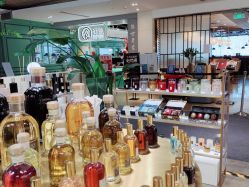 -SCENT BOUTIQUE