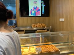 面包甜点陈列柜-六贤记(杭州龙湖滨江天街店)