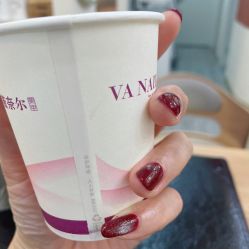 -薇奈尔美甲美睫·科技美肤