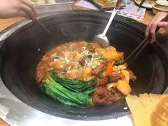 -山河屯铁锅炖鲜鹅·东北菜(开发区一店)