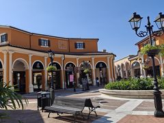 -佛罗伦萨小镇广佛名品奥特莱斯(疏港路店)