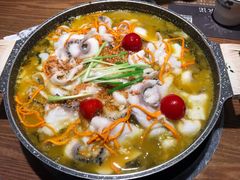 经典老坛酸菜鱼-山城外·非遗酸菜鱼(财富中心店)