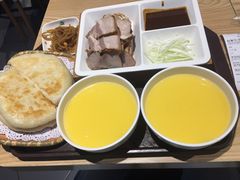 -李连贵熏肉大饼(金隅嘉品Mall店)