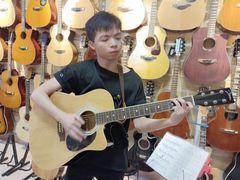 -旅程琴行吉他培训·吉他专卖