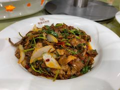 -白鹿苑蒙餐(鄂温克宾馆店)