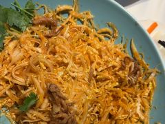 -八府香鸭·啫啫煲(华山路店)