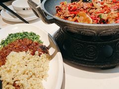 -味上湘菜馆(河马店)