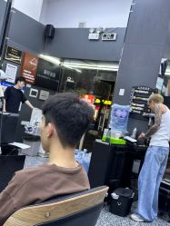 -藤野造型专业烫染接发