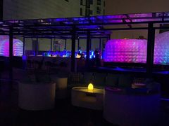 -异次元·LIGHT HOUSE·美食酒廊·休闲露台