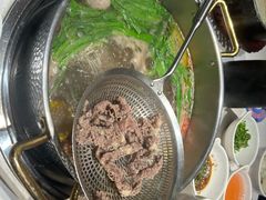 -犇鼎牛潮汕牛肉火锅(新辰里学清路店)
