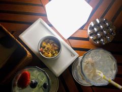 -瑰丽酒店·海吧·天际下午茶·现场DJ·天台酒吧