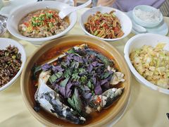 -笨罗卜浏阳菜馆(龙华鹏润达店)