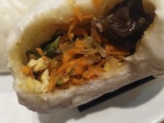 素馅包子-石头门坎