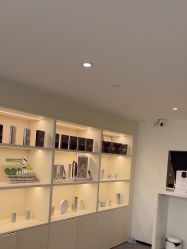 -JNK皮肤管理中心