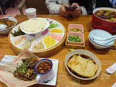 -怪噜范·老贵阳街头名小吃(鸿通城店)