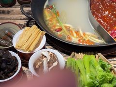 -丫丫汤膳打边炉(宏府408坊店)